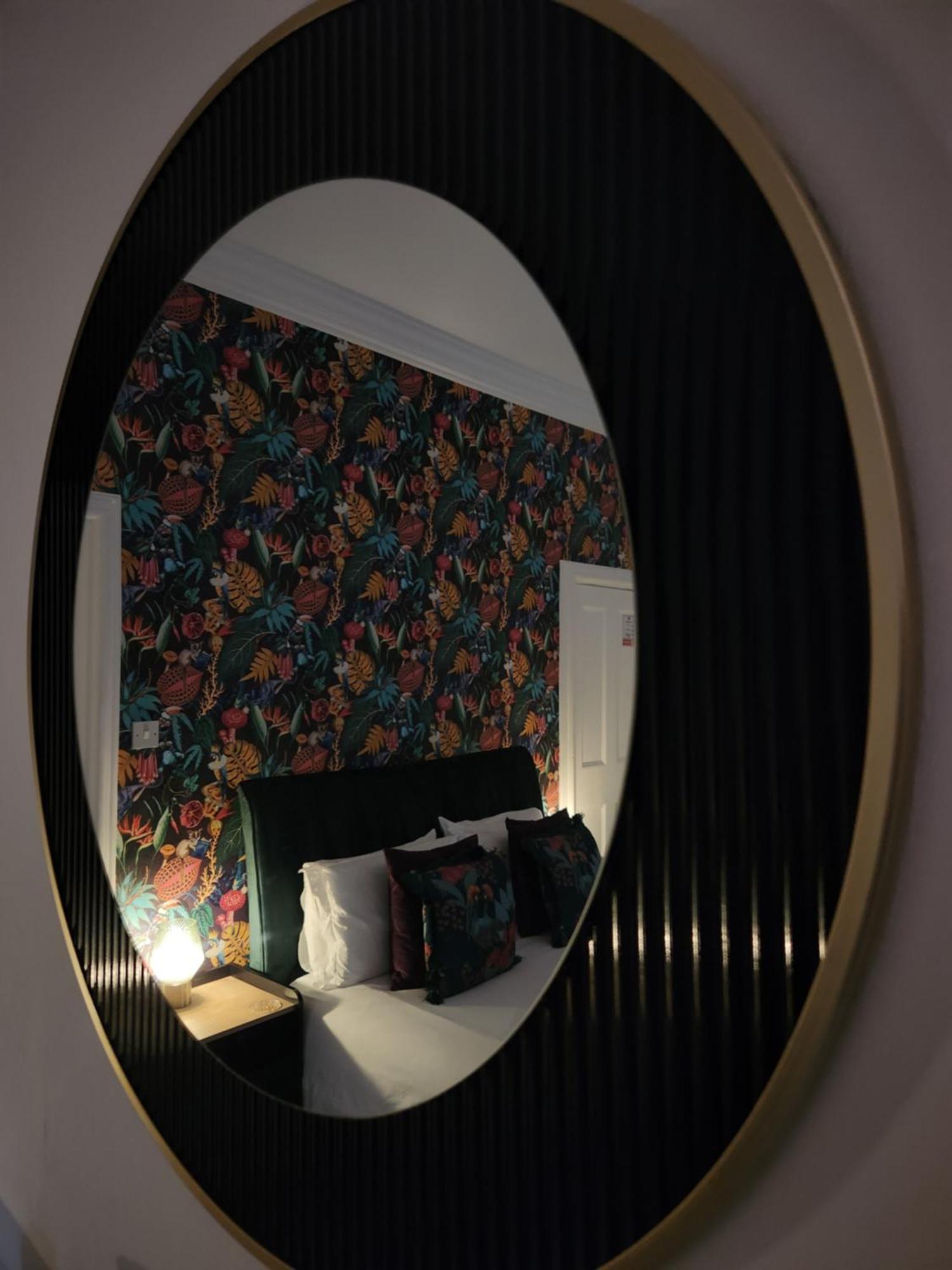 Mulgrave Country Cottage Lythe Room photo