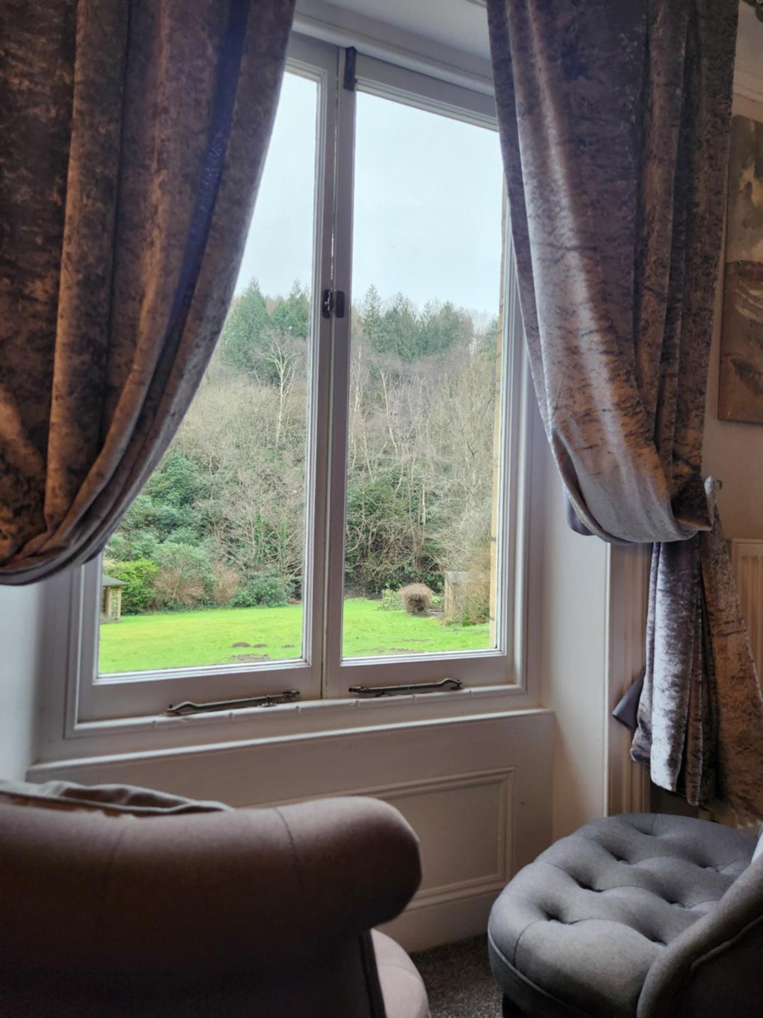 Mulgrave Country Cottage Lythe Room photo